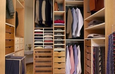 Laslo's Custom Kitchen Products & Services: Closet Organization